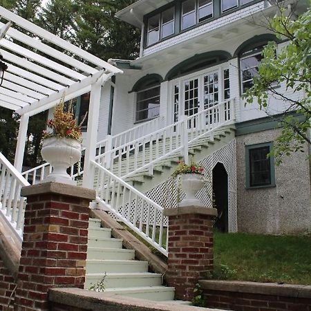 The Hillside B&B. Home W/ Breakfast Service! Wisconsin Dells Exterior foto