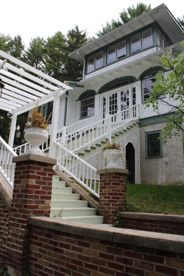 The Hillside B&B. Home W/ Breakfast Service! Wisconsin Dells Exterior foto